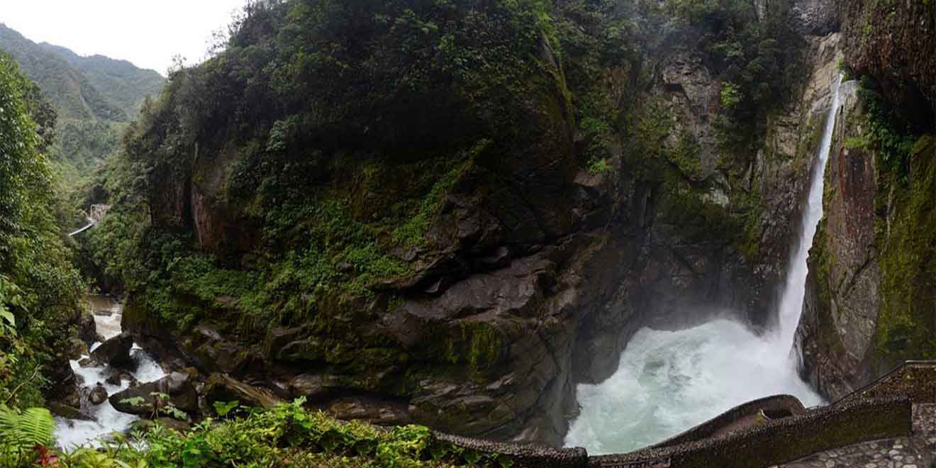 Cascada Pailon Del Diablo Ruta Banos Puyo Ecuador Planetandes